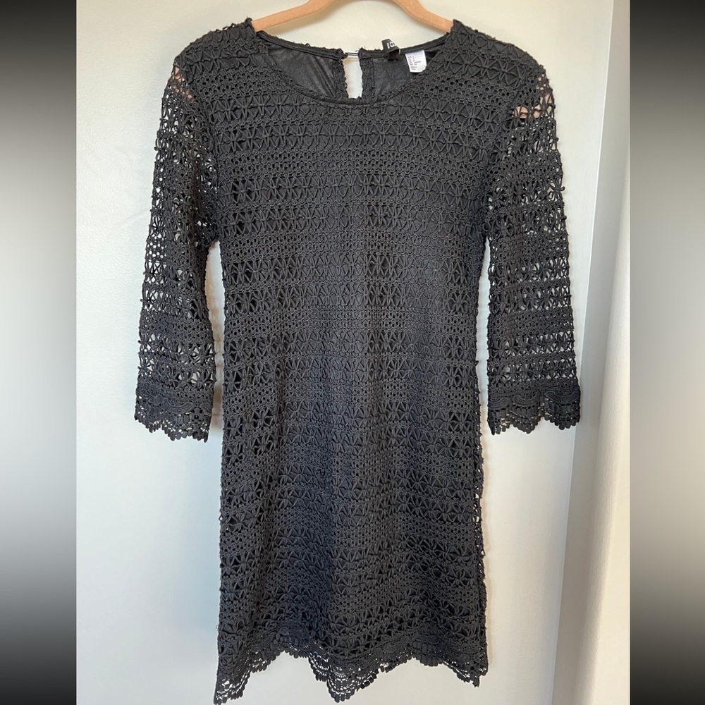 H&M crocheted black long sleeve mini dress - Small